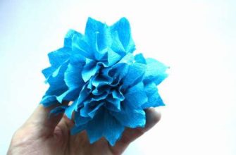 помпон из гофрированной бумаги